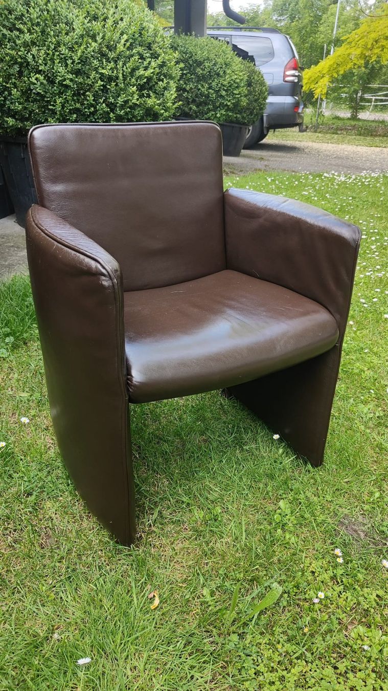 Sessel: Esstischstühle echt Leder Klassiker 6 Stk. – Gebraucht aus Biberist von tann7