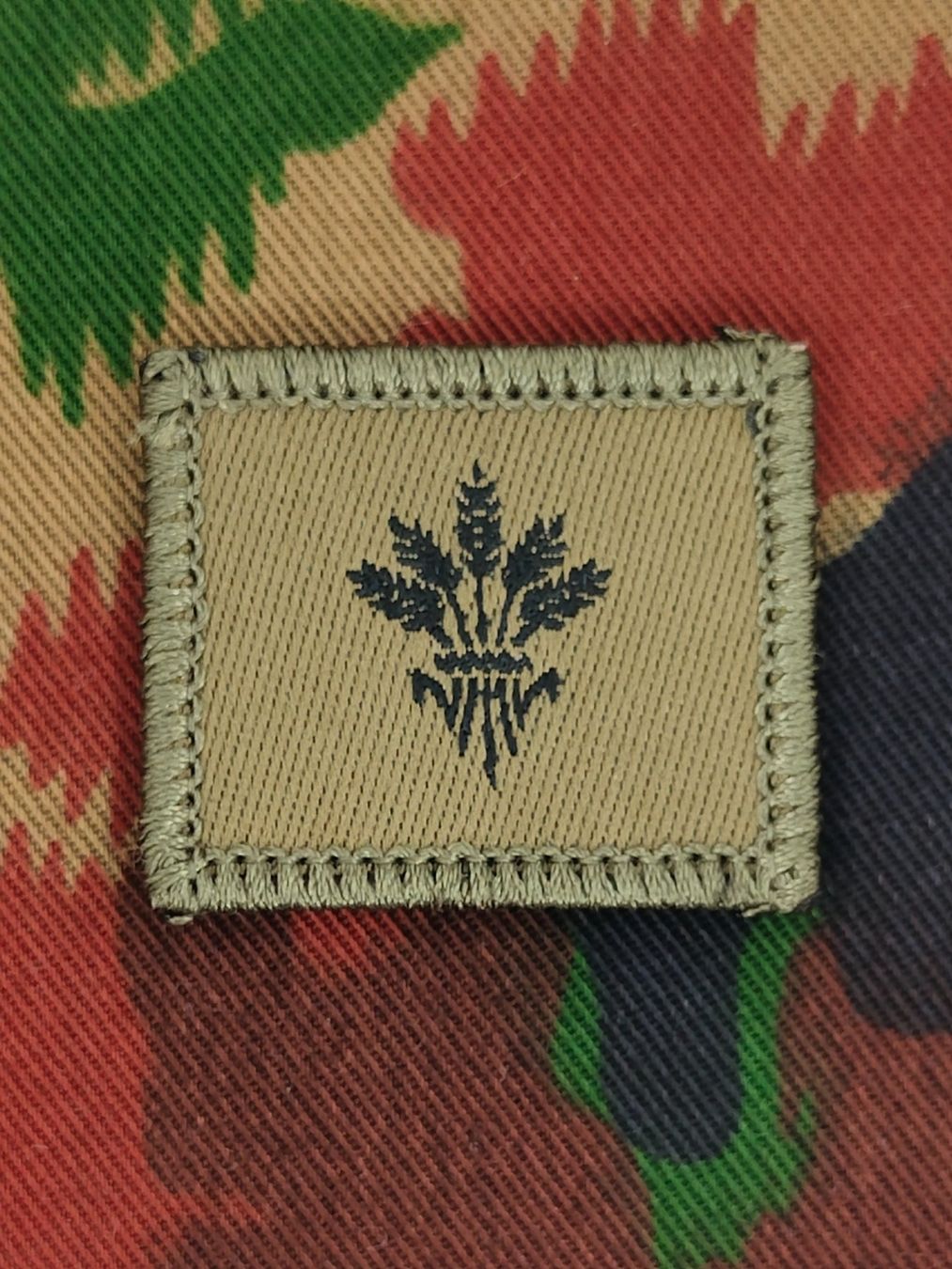 Schweizer Armee Placchette & Badge: Funktionsabzeichen Nachschubsoldat, Variante 2 – Usato da Bauma venduto da SwissMilitaria