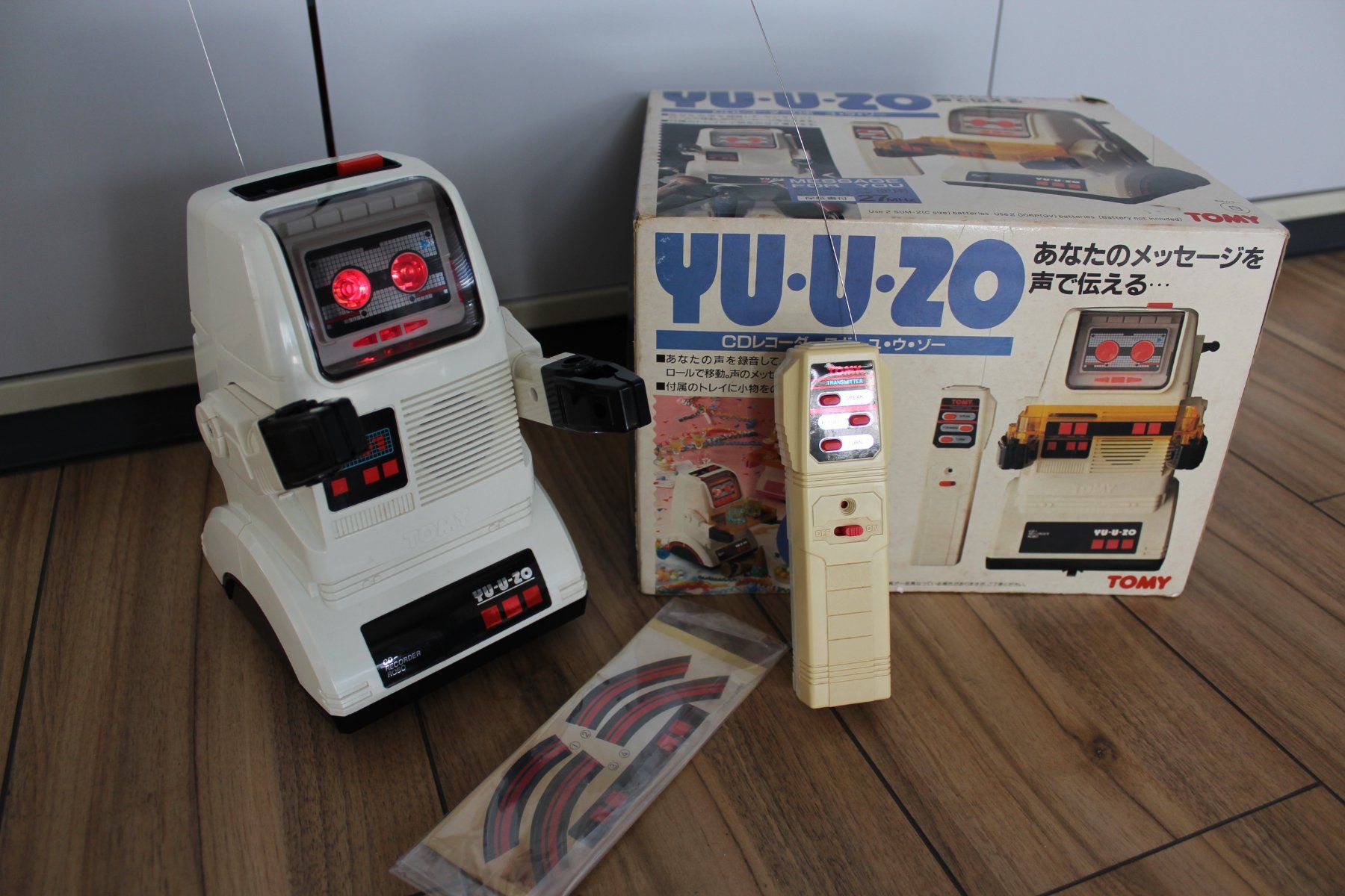Tomy Jouets: Tomy Roboter YU-U-ZO Chatbot – Défectueux à Regensdorf par kimba05 1