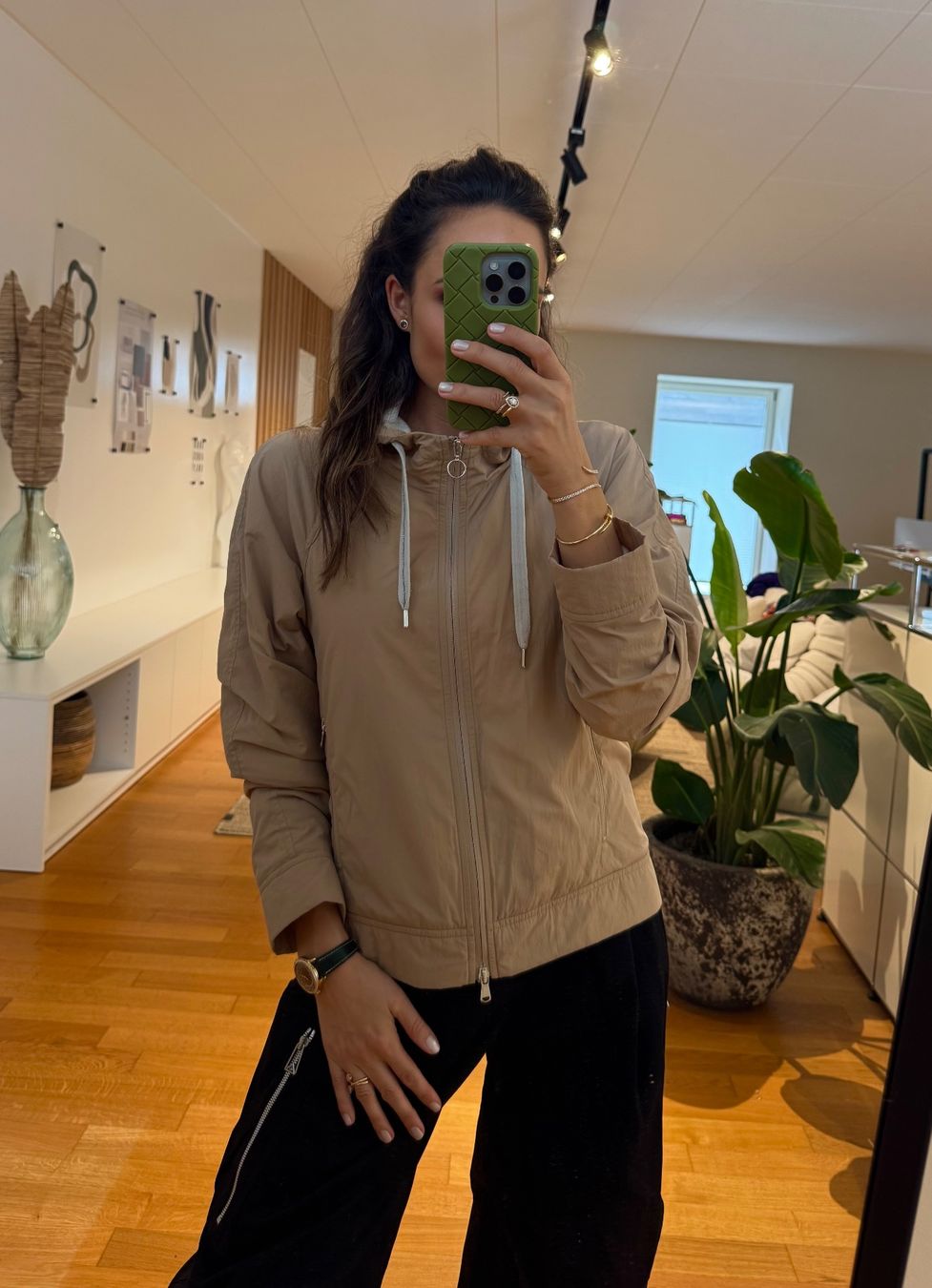 Brunello Cucinelli Giacche: BRUNELLO CUCINELLI JACKE BEIGE – Nuovo (secondo la descrizione) da Schwyz venduto da bofb 3