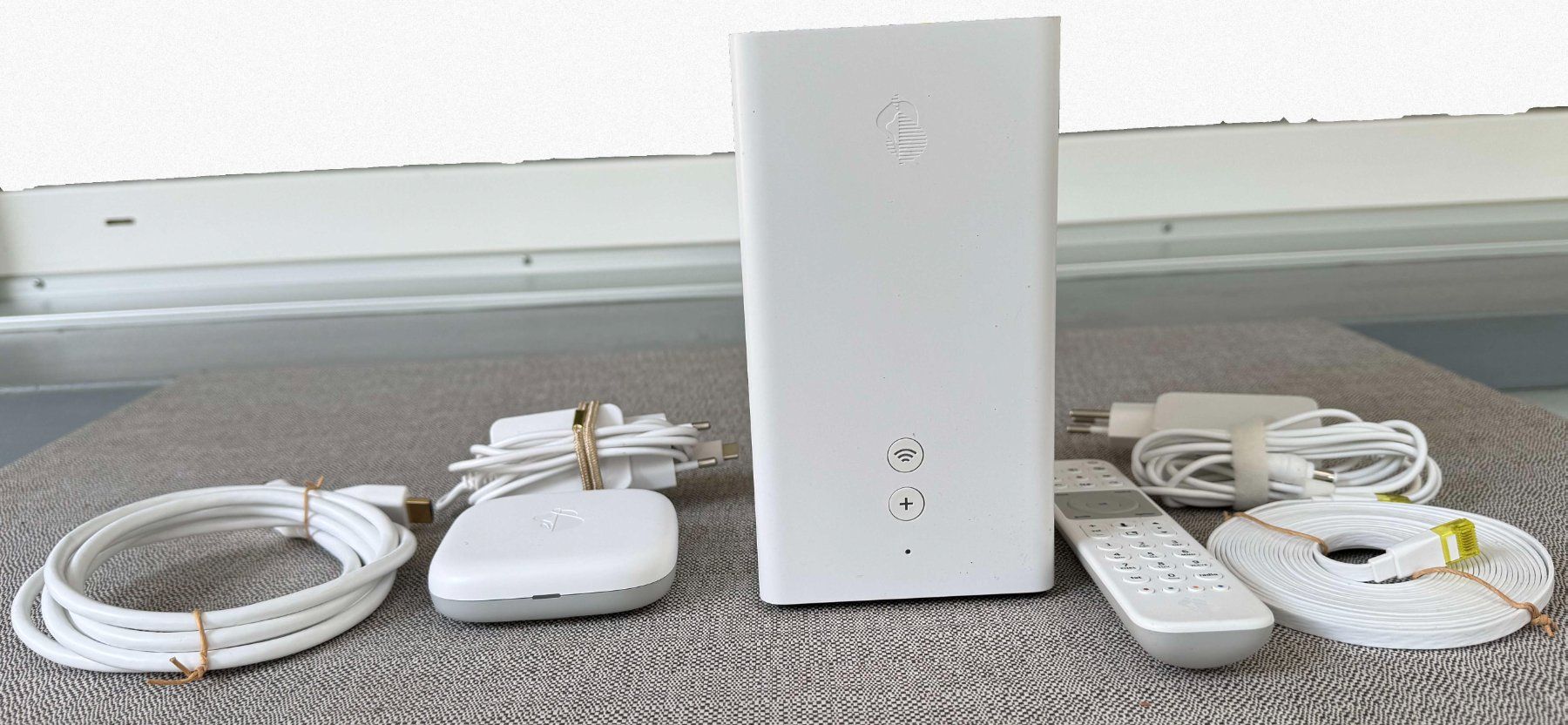 Swisscom Modem & Router: Swisscom Internet-Box 2 und TV-Box 5 – Usato da Basel venduto da Corcom66