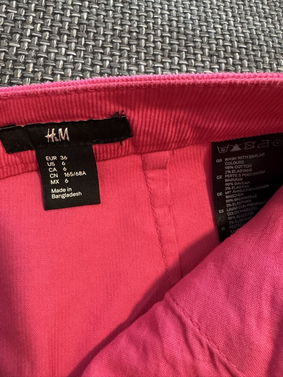 Jupes: Pinker Cordrock, Grösse 38 – D'occasion à Altdorf UR par Lilelo82 1