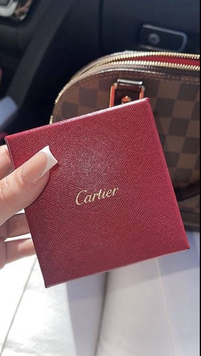 Cartier Anelli: Cartier Love Ring mit Diamant – Usato da Bellach venduto da Alessaaa