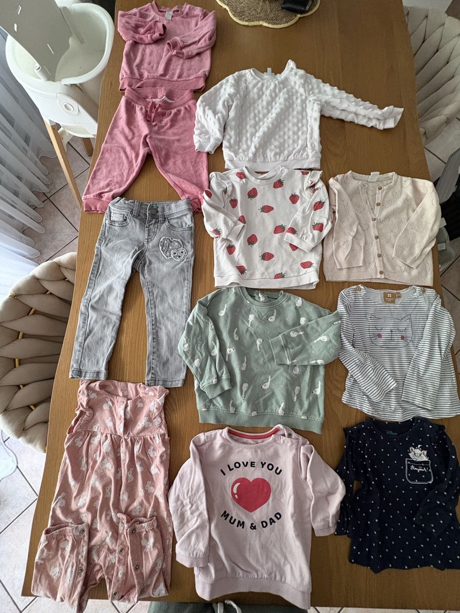 Lotti & Set di vestiti: Vestiti bimba usati 80/86 – Usato da S. Antonino venduto da LIKA91 1