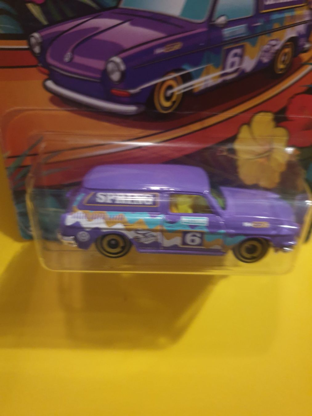 Hot Wheels Modellini d'auto: Hot Wheels CUSTOM '69 VOLKSWAGEN SQUAREBACK – Nuovo e nell'imballaggio originale da Oftringen venduto da Rotor 3