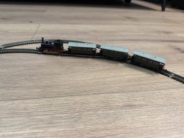 Treno modello locomotiva mini trix