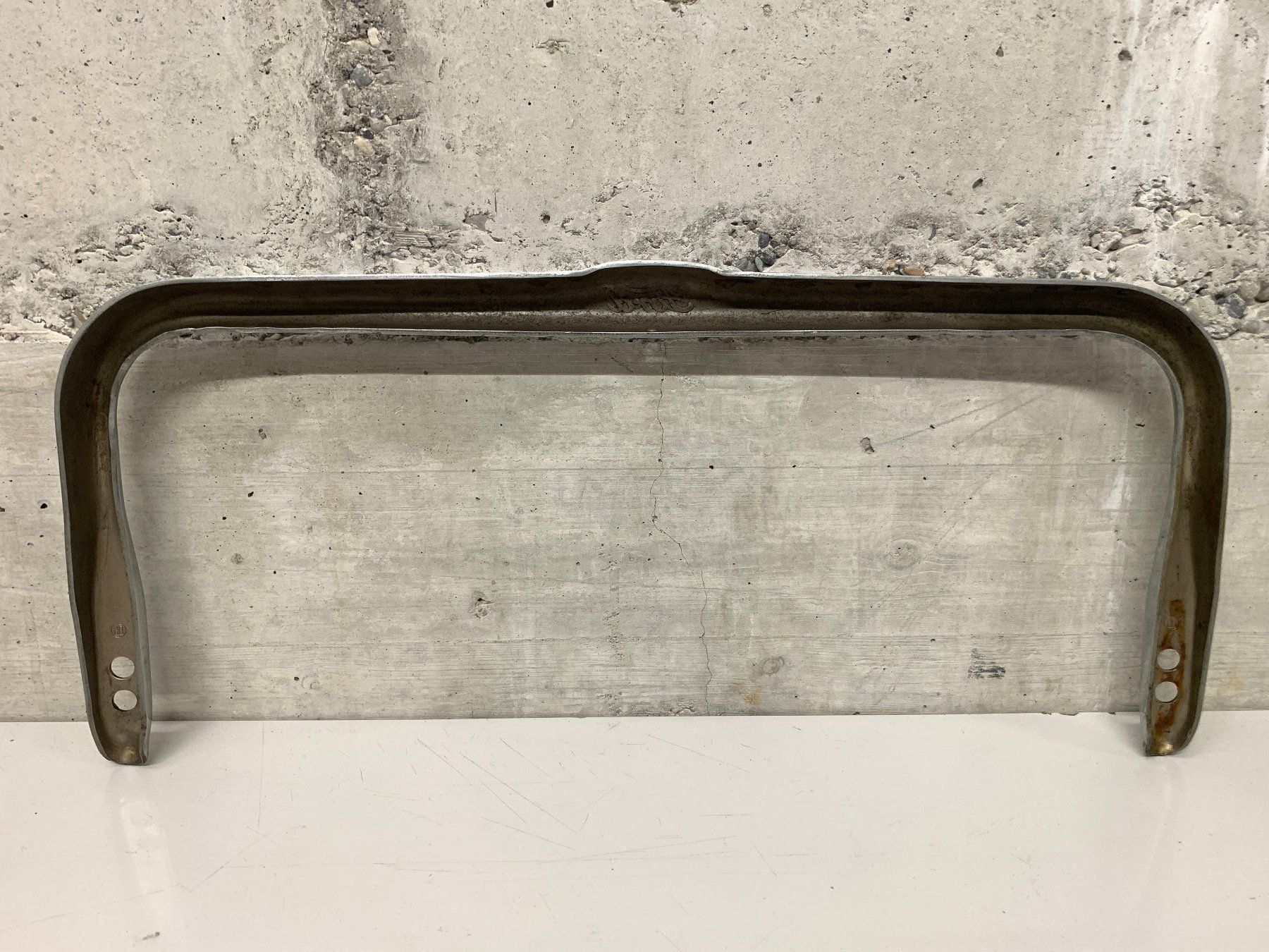 Ford Tutti pezzi di ricambio auto: Oldtimer Ford Grill Guard by Lincoln, Miller Garagentafel – Usato da Ottikon venduto da Hogdog 6