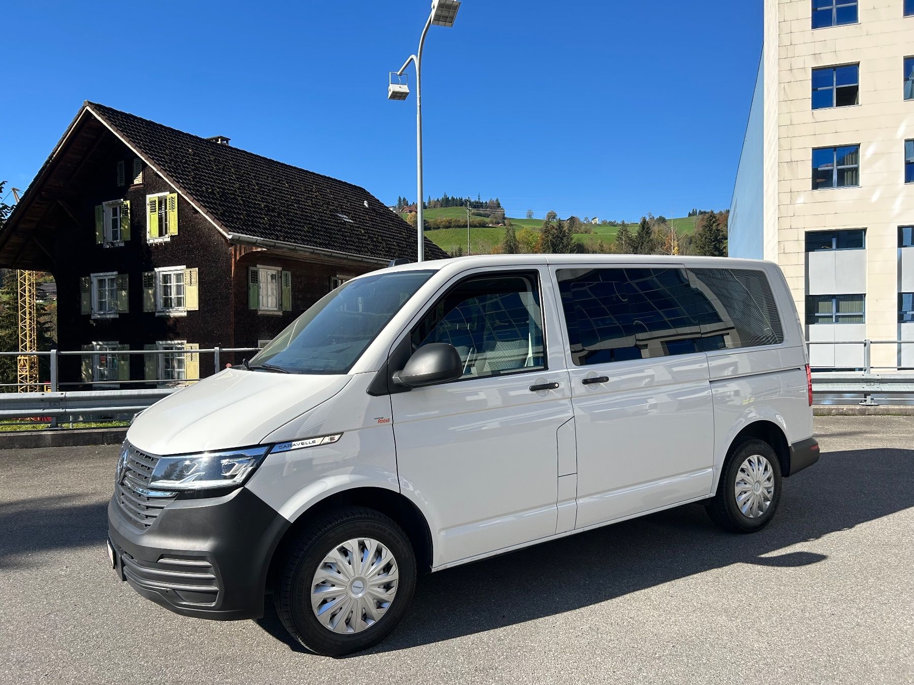 VW Veicoli commerciali: VW T6.1 4x4 2.0 TDI 4Motion – Usato da Hasle LU venduto da Mroeoesli0 2