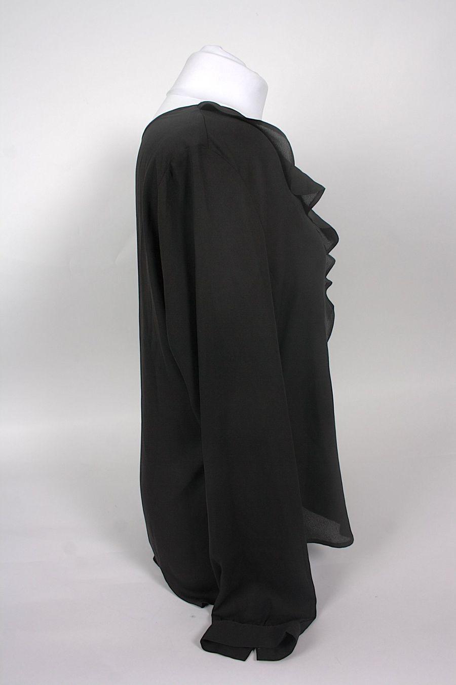 Camicette: CHICOREE schwarze Bluse L – Usato da Zollikofen venduto da Restwert_Zollikofen 1