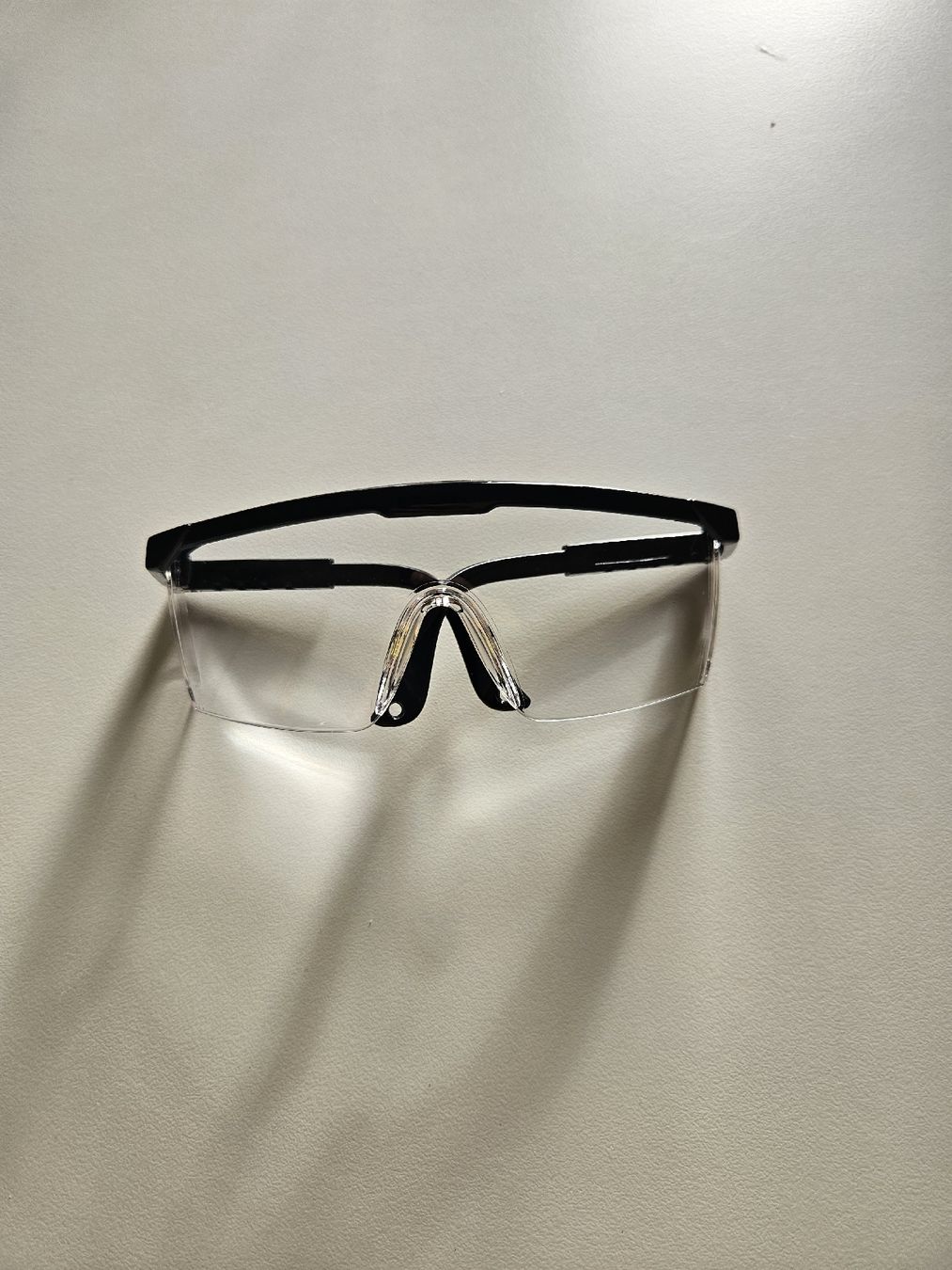 Occhiali & Lenti: Schutzbrille 10 stk. – Nuovo (secondo la descrizione) da Pfäffikon ZH venduto da Melibol