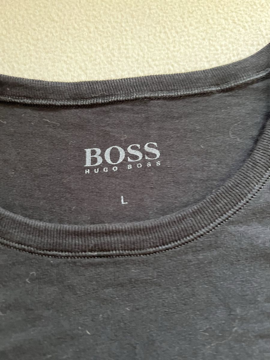 Hugo Boss T-shirt: Hugo Boss man tshirt size L – Usato da Zürich venduto da dor_9l9g 2