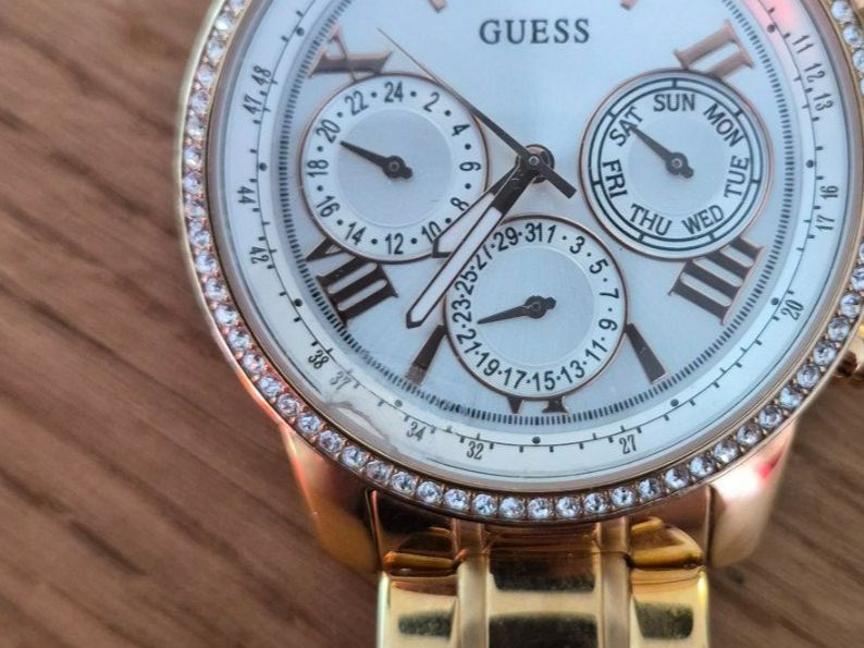 Guess Orologi: Guess Armbanduhr rosegold – Difettoso da Herrliberg venduto da sab_8d6s 1