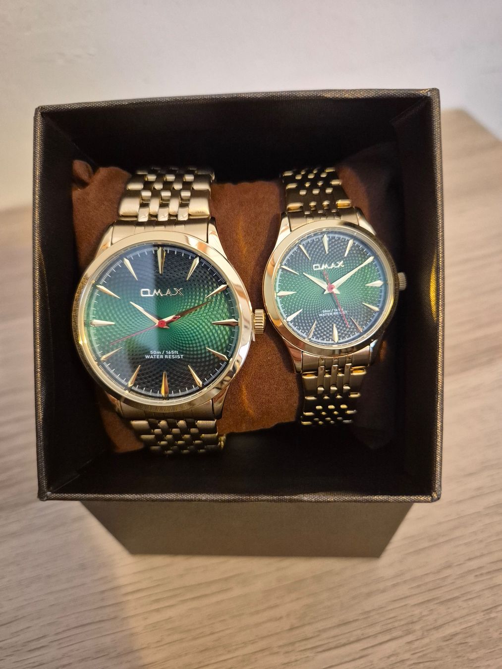 Uhren: OMAX Partneruhrenset gold / grün – Neu und originalverpackt aus Zürich von zah_967f