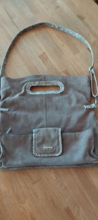 Damen Tasche aus Leder von Carpisa