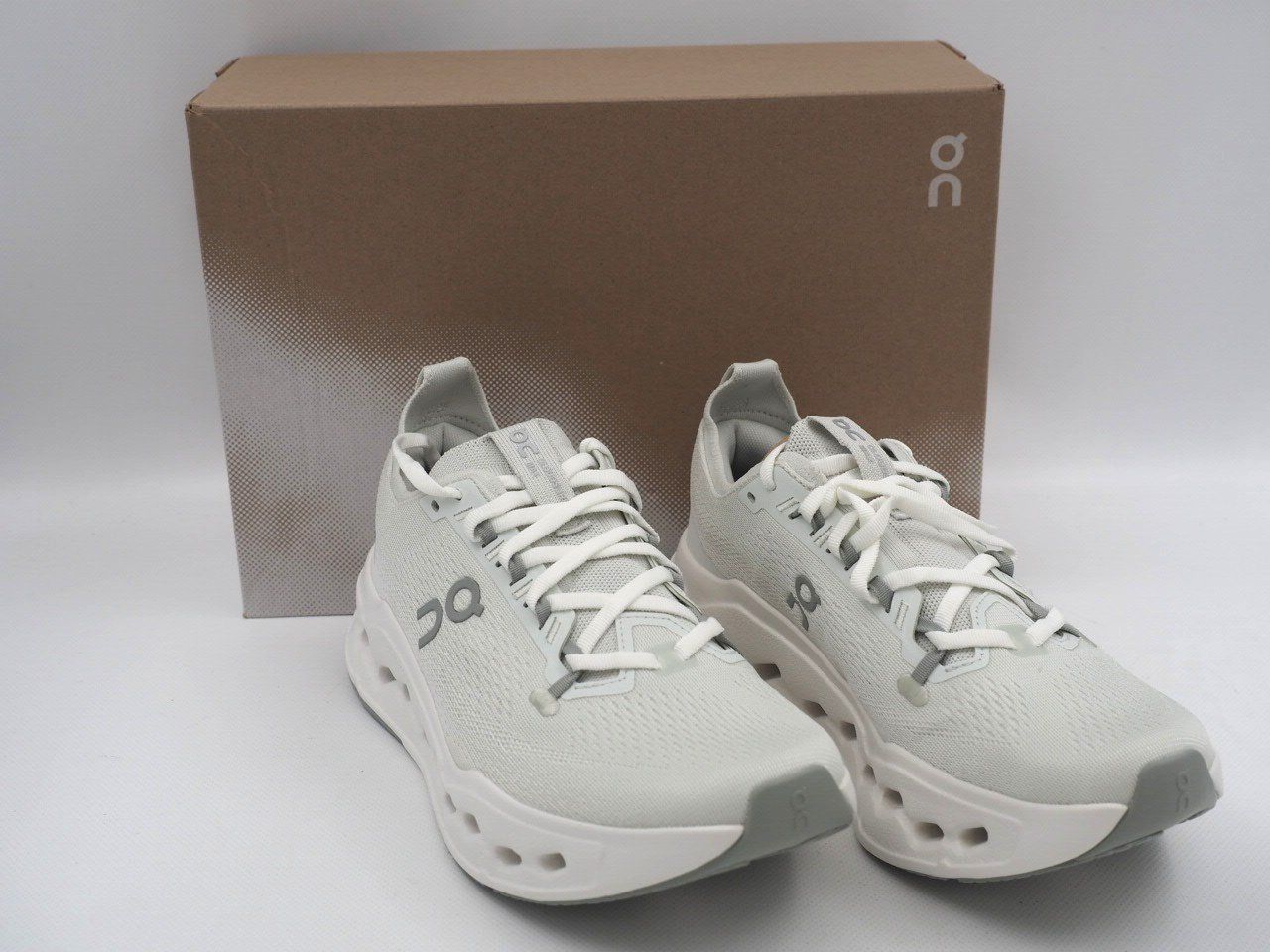 On Damenschuhe: ON Cloudsurfer Max Damen Gr. 40 (26072747) – Neu und originalverpackt aus Zürich von fundsachenverkauf 1