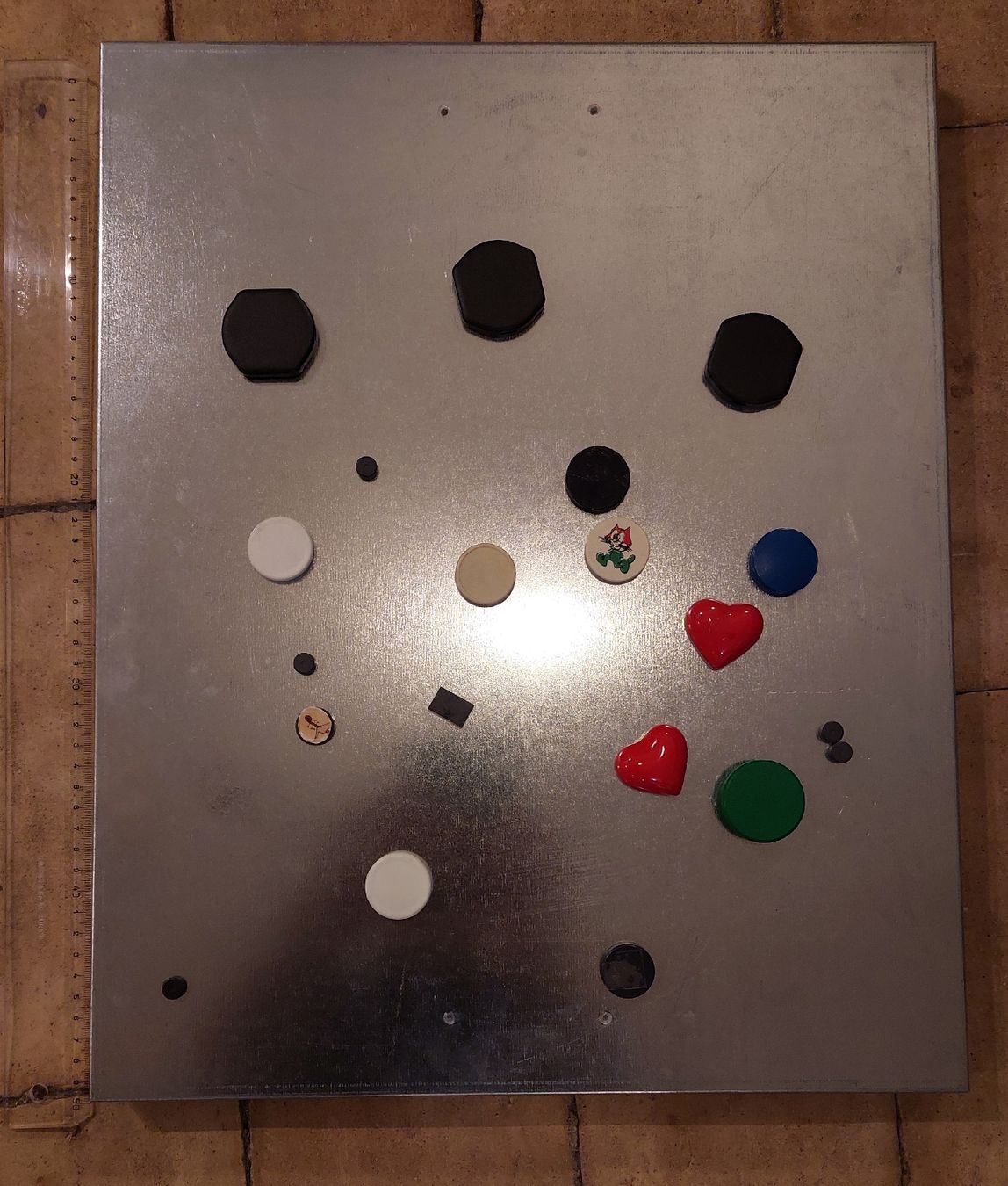 Lavagne: Magnetwand mit Magneten. – Usato da Zürich venduto da Cortin
