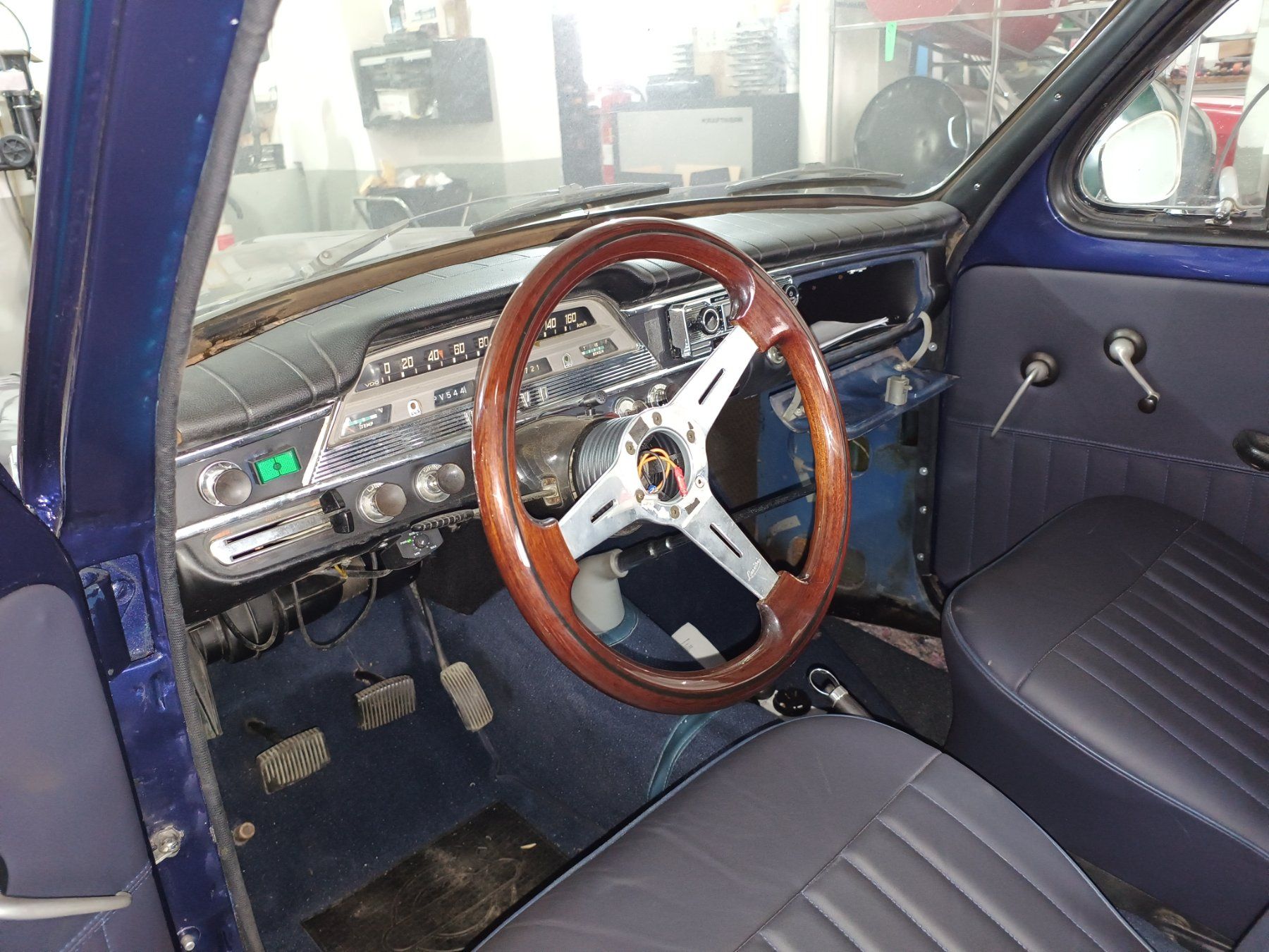 Automobili: Volvo PV 544 Frühlingsspecial - Oldtimer restauriert! – Usato da St. Gallen venduto da Rmaehr 3