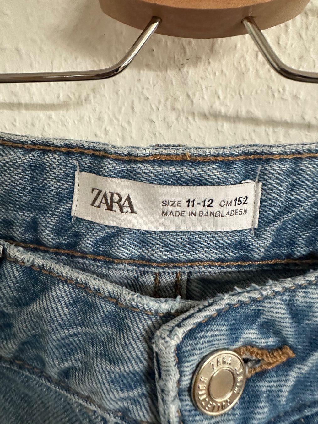 Pantaloni: Jeans Mädchen  11/12 jahre 152cm – Usato da Rapperswil BE venduto da aro_66tx 1