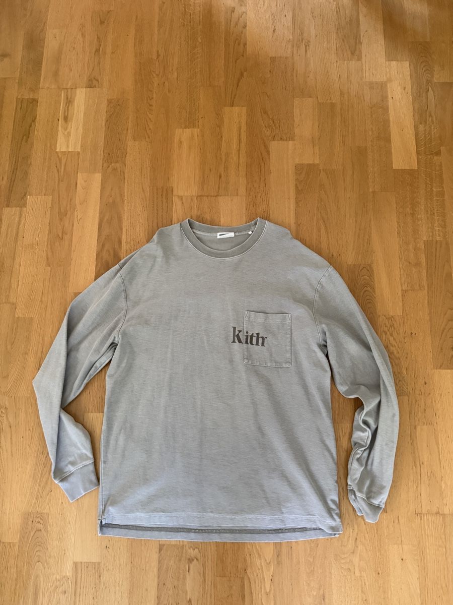 T-shirt: Kith T-Shirt Langarm Grau Grösse L  – Usato da Zürich venduto da kuengka