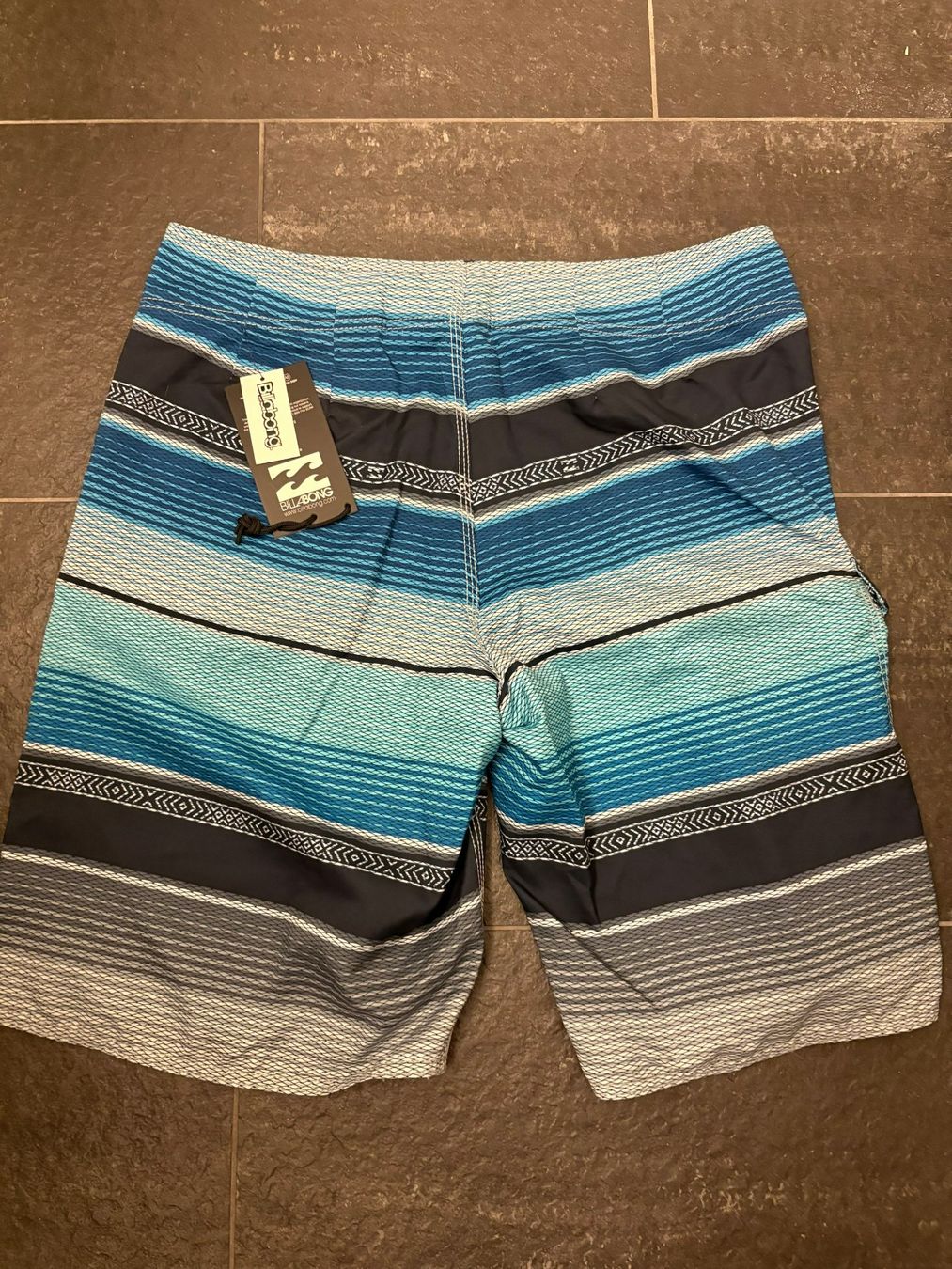 Billabong Badehosen: original: BILLABONG Badehose Grösse 36 – Neu und originalverpackt aus Binningen von CheapandGood 3