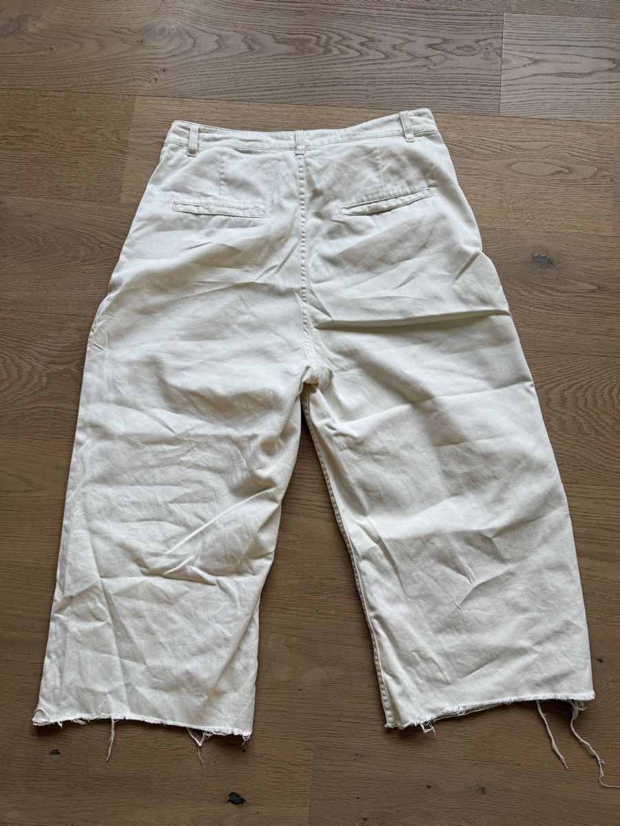 Monki Jeans: Monki Jeans – Nuovo (secondo la descrizione) da Winterthur venduto da 11.11 3
