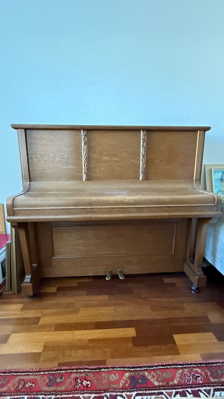 Musikinstrumente: Klavier – Gebraucht aus Flawil von Cellomaus01
