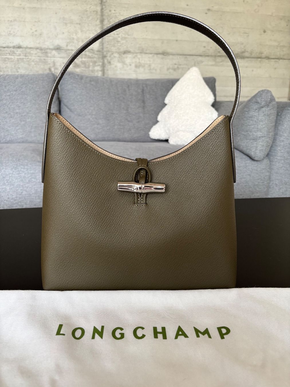 Longchamp Borse da donna: Élégant sac Longchamp vert kaki – Nuovo (secondo la descrizione) da Grugnay (Chamoson) venduto da Esperanza67 7