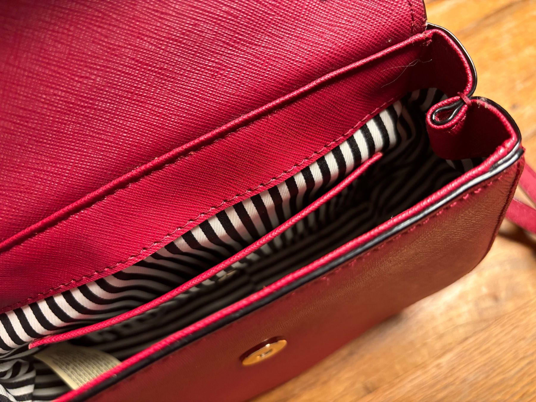 Kate Spade Taschen für Damen: Kate Spade Tasche bordeaux – Gebraucht aus Möriken AG von rsant 2