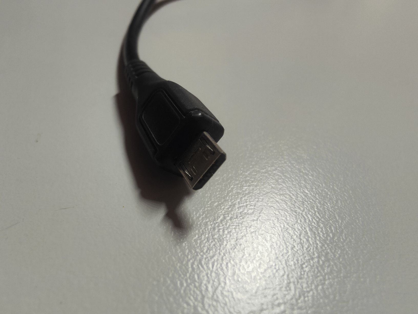 Nokia Cavi: Datenkabel USB - Mini USB, Schwarz, Top Zustand! – Usato da Ebikon venduto da shadow_of_seth 1