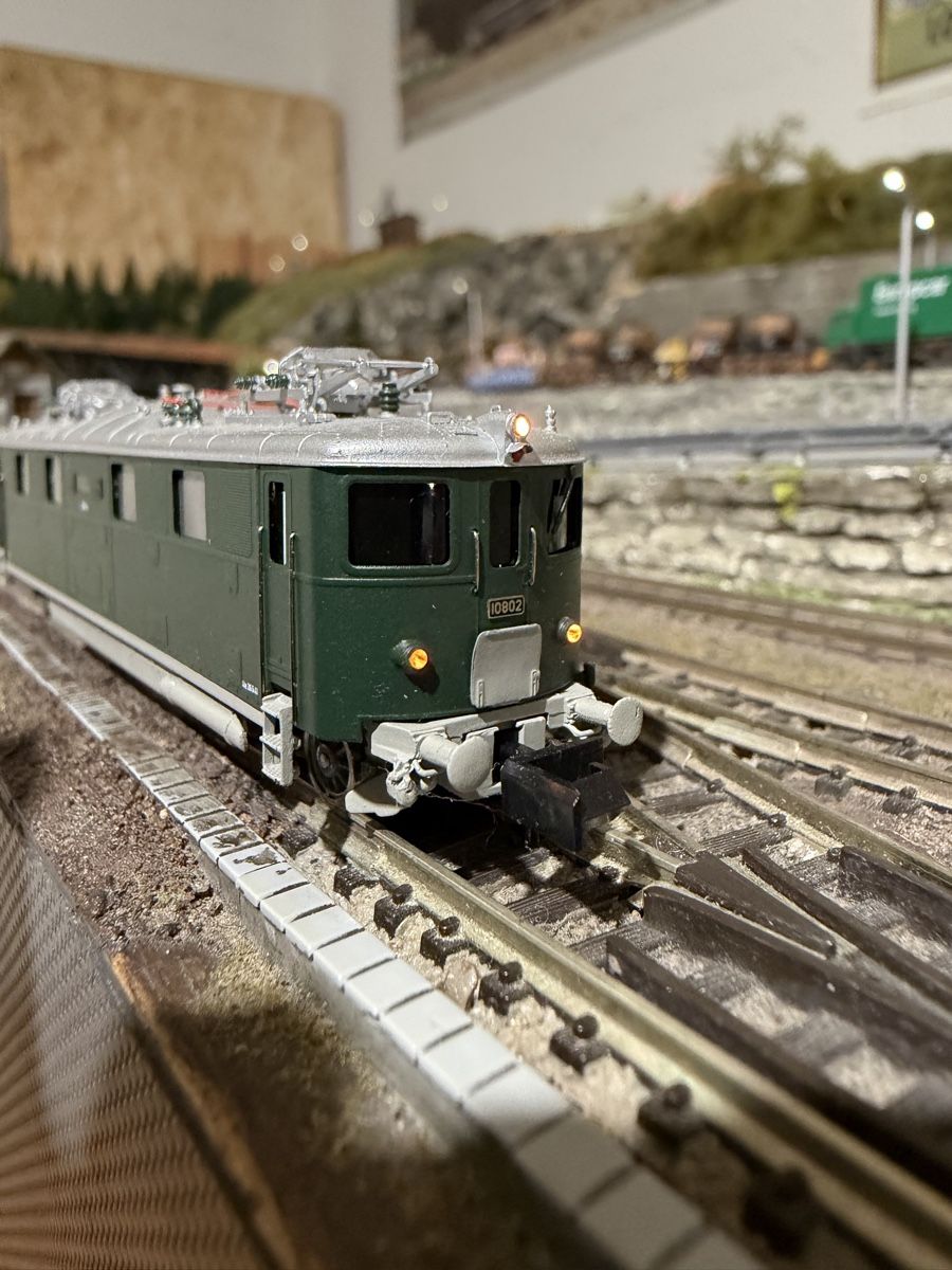 Lemaco Modellini di ferrovie: Lemaco SBB Ae 4/6 10802 Digital – Usato da Pfäffikon ZH venduto da HR89 2