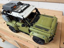 LEGO Technic 42110 Land Rover Defender – zerlegt