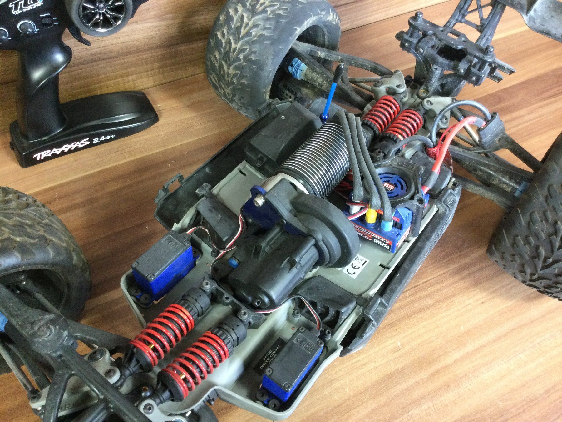 Traxxas RC Kits de montage: Gebrauchter Traxxas Model weiss ich nicht – D'occasion à Wangen SZ par kuriosum12 2