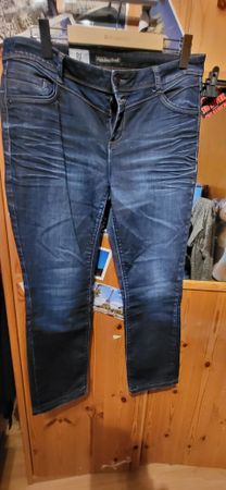 Damenjeans gr. 34/30 entspr. xl.       Street One