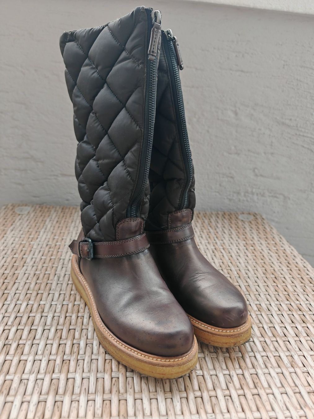 Moncler Schuhe für Mädchen: Moncler Stiefel – Gr. 38 – Gebraucht aus Zürich von Kai168 2