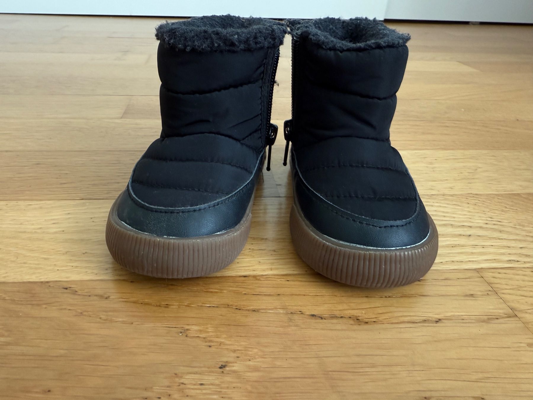 Scarpe per ragazzi: Winter Schuhe Gr.22 H&M – Usato da Zürich venduto da audrey_dri
