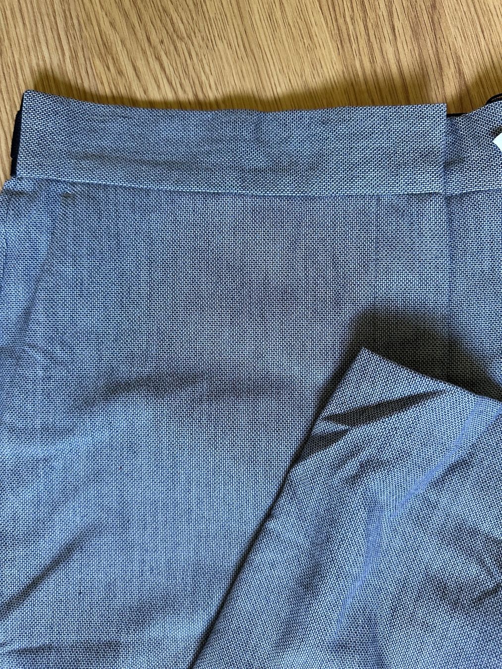 Zara Pantaloni: Zara grau Hose, Gr. XL, Neu – Usato da Adliswil venduto da kik_9xns 1