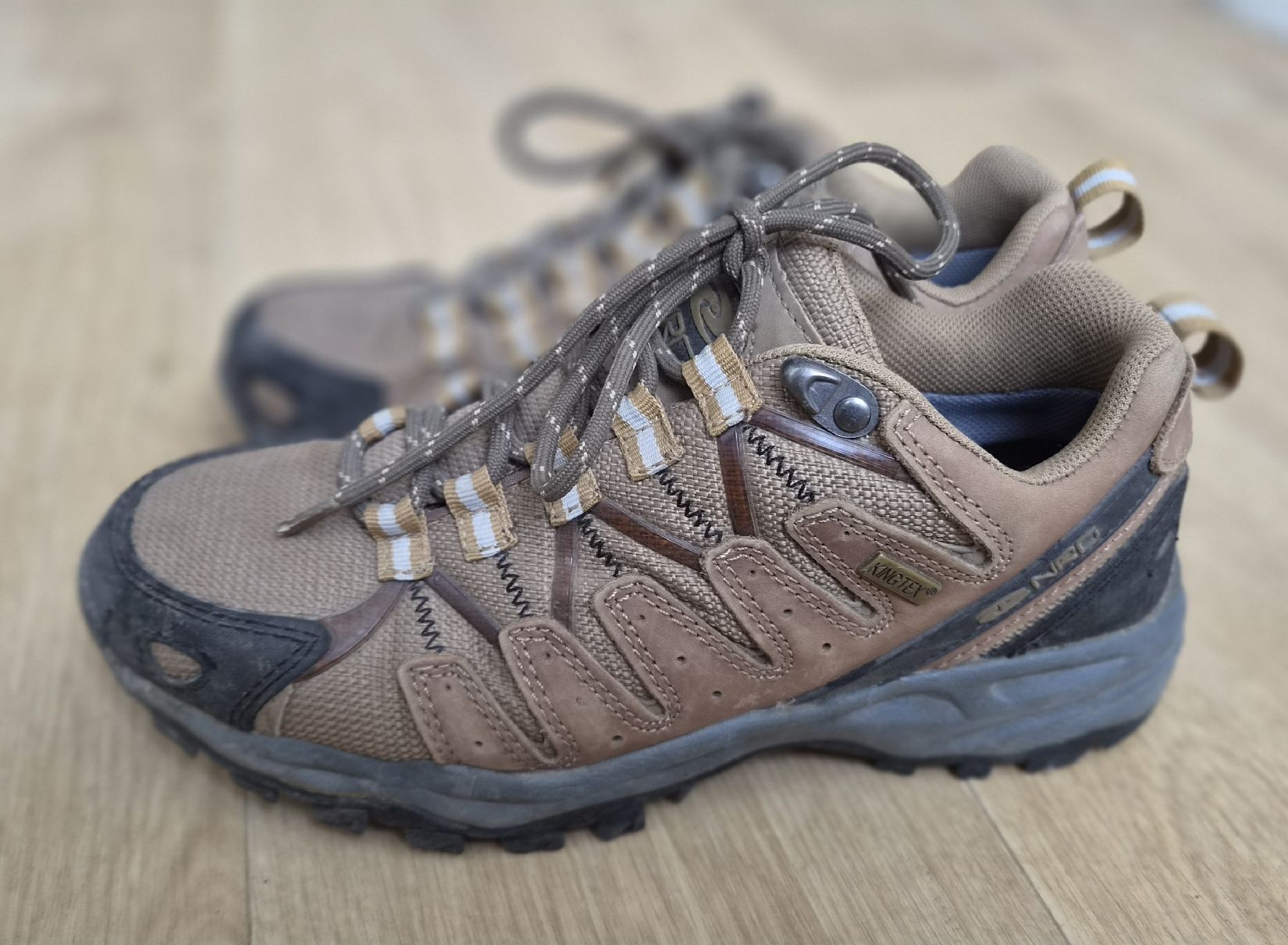 Scarpe da donna: Wanderschuhe, Grösse 38 – Usato da Adliswil venduto da Hortulano 2