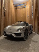 Elektroauto Kinder Porsche silber mit Fernbedienung 
