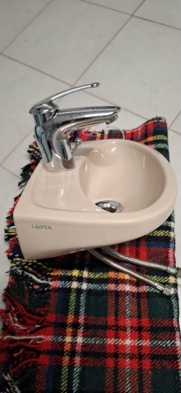 Lavabi & lavandini: Lave-main  ( lavabo ) – Usato da Tavannes venduto da tavannes5 1