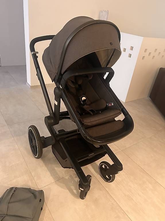 Joolz Carrozzine: Kinderwagen Joolz Day+ – Usato da Muttenz venduto da TiJoWa