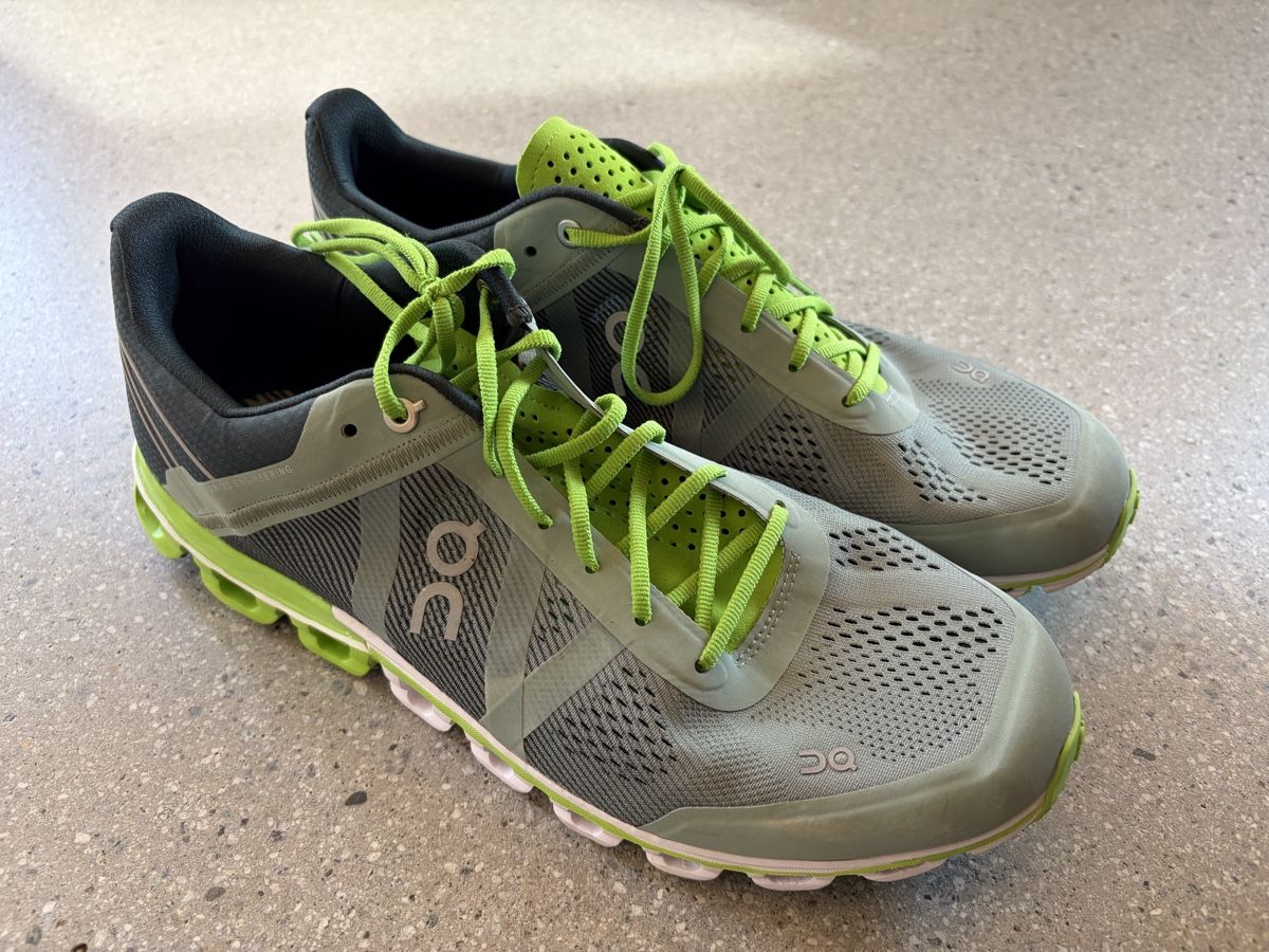 On Chaussures hommes: On Cloudflow  – D'occasion à Riederalp par imh_ll8m