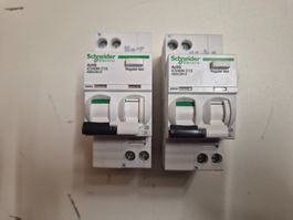 2 x Schneider Sicherungen Fi/Ls 13A