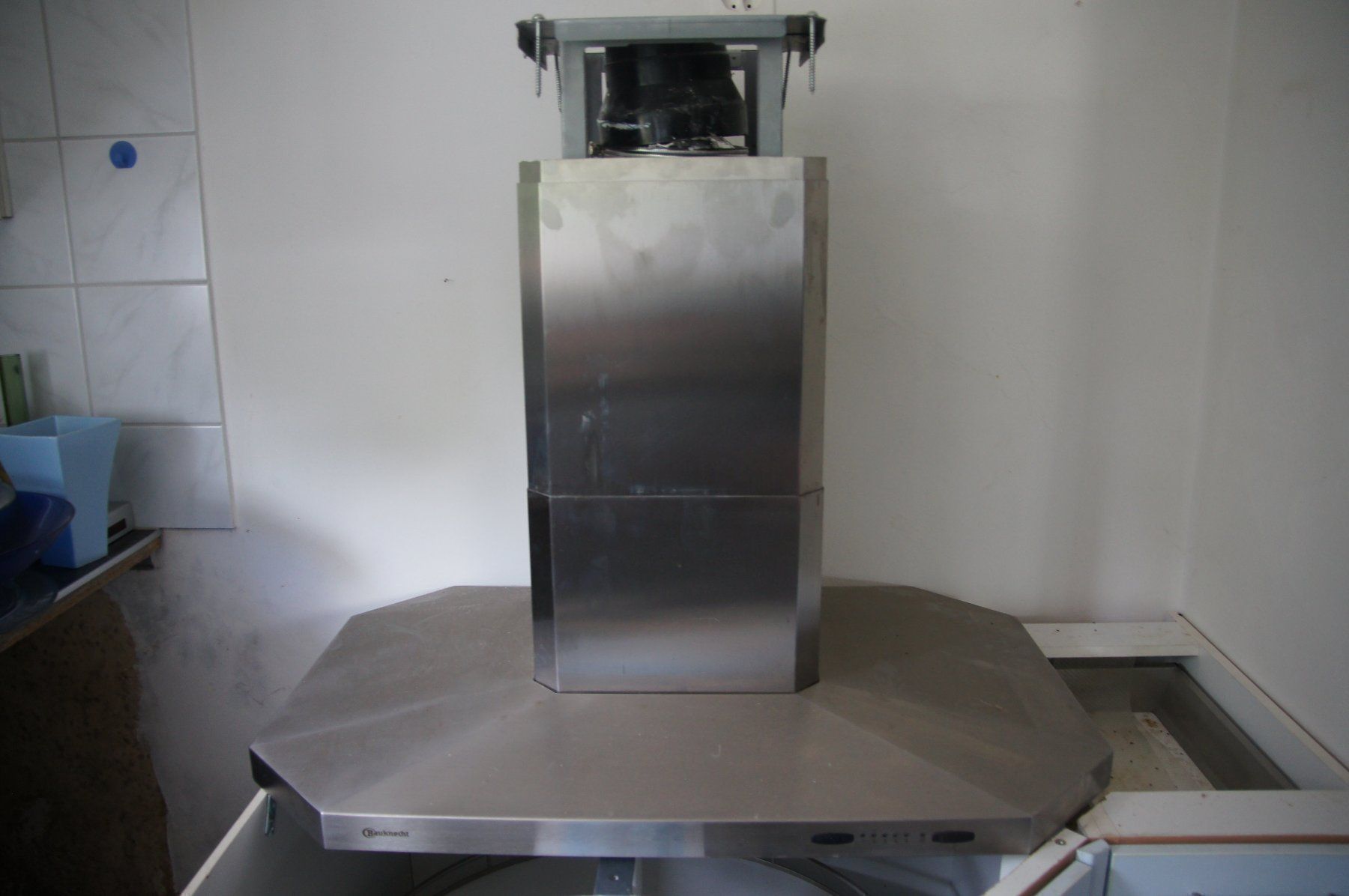 Bauknecht Dampfabzug: Hotte de cuisine / Dampfabzug – Gebraucht aus Sierre von side8625