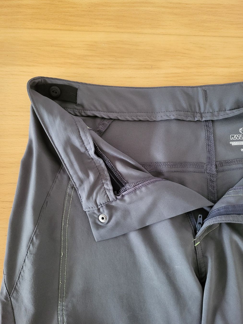 Pantaloni: Velohose PEARL IZUMI – Usato da Goldach venduto da caypi7 4