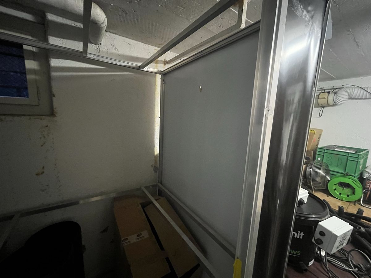 Altro: Grow Schrank – Difettoso da Mühlethurnen venduto da Kolly225 1
