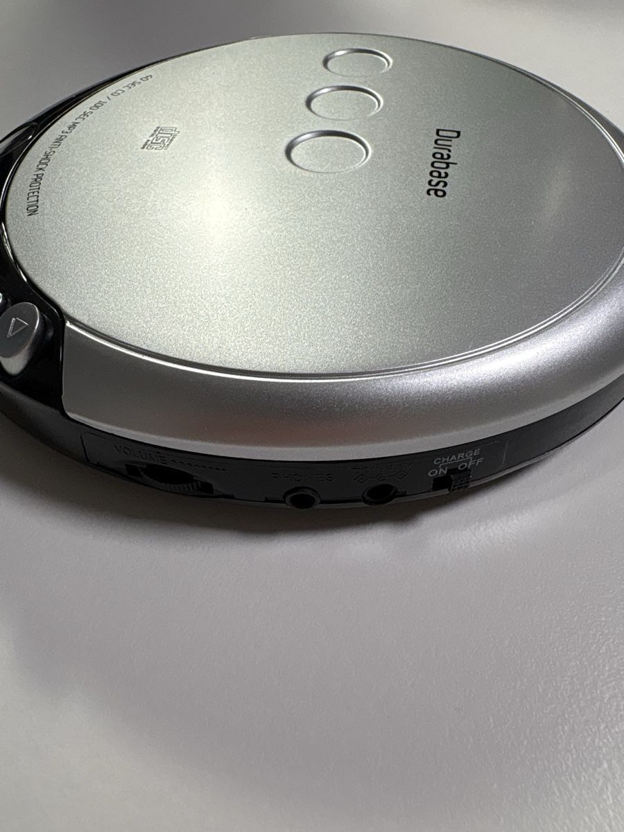 Durabase Audio- & Mediensysteme: Durabase Fame V2 CD-Player – Gebraucht aus Rümlang von svent 3