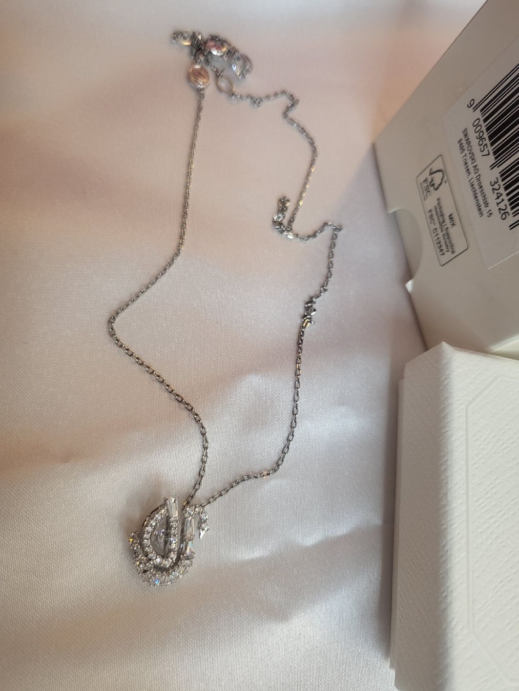 Swarovski Colliers: NEUE Swarovski Halskette – Neuf avec emballage d'origine à Hellbühl par d.d.d.125 2