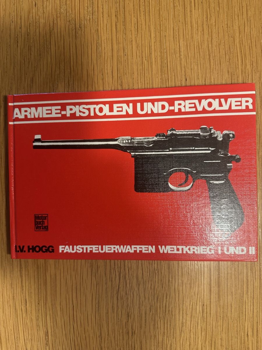 Libri: Armee-Pistolen und -Revolver – Usato da Lommiswil venduto da hedstrom1901