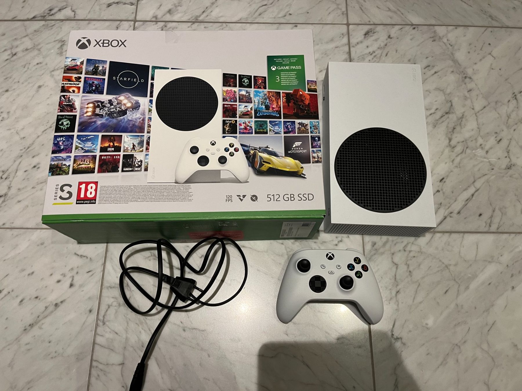 Microsoft Konsolen: Xbox Series S – Gebraucht aus Chur von Eliwood01