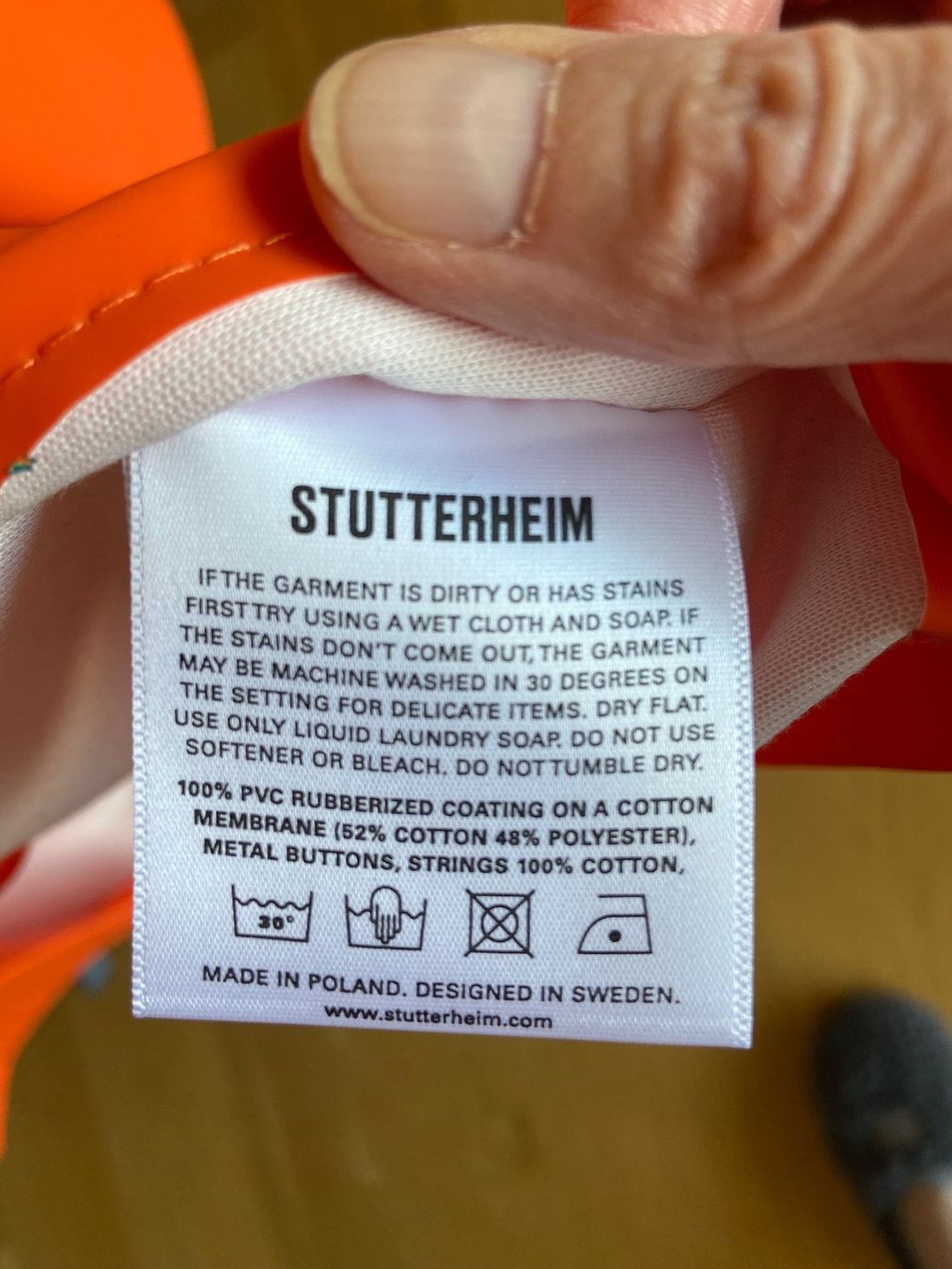 Stutterheim Mäntel: Damen-Regenjacke von Stutterheim – Neu (gemäss Beschreibung) aus Zürich von Sunset69 9